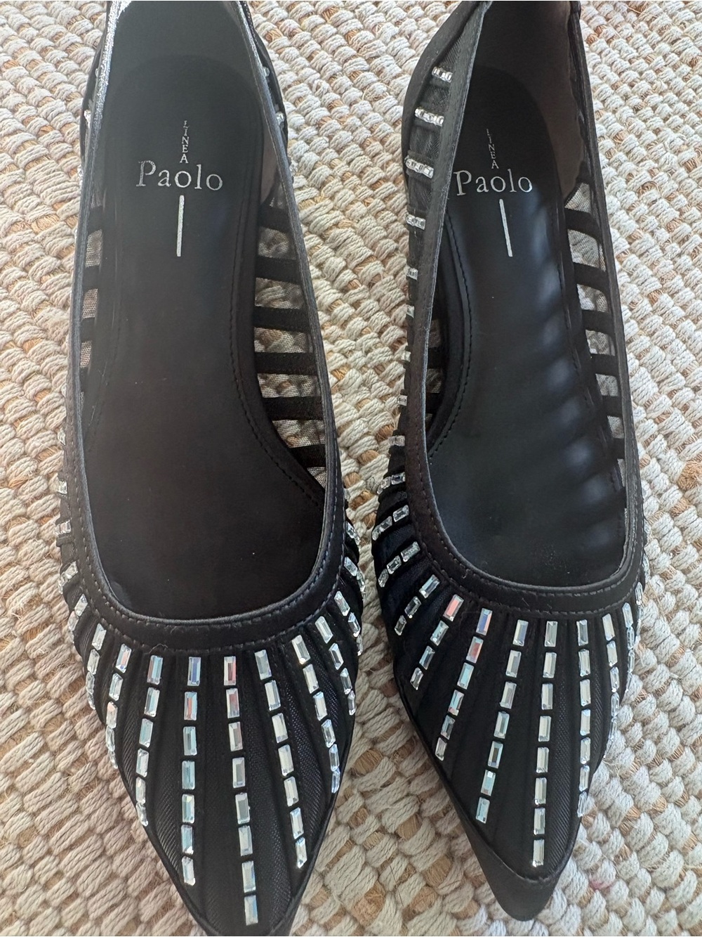NWT Linea Paolo Black Pointed Toe Flats with Rectangular Crystals